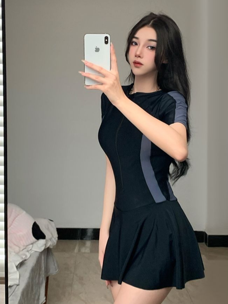 Nouveau Maillot de Bain Une Pi - Spa&Wellness Earth City Шелепиха avis et prix